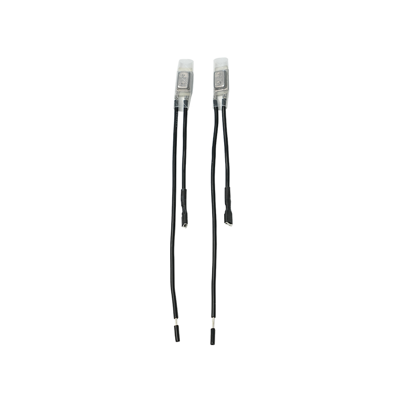 รีเซ็ตตัวเองรีเซ็ตตัวเองพัดลมระบายความร้อนด้วยตัวป้องกันความร้อนเกินพิกัด